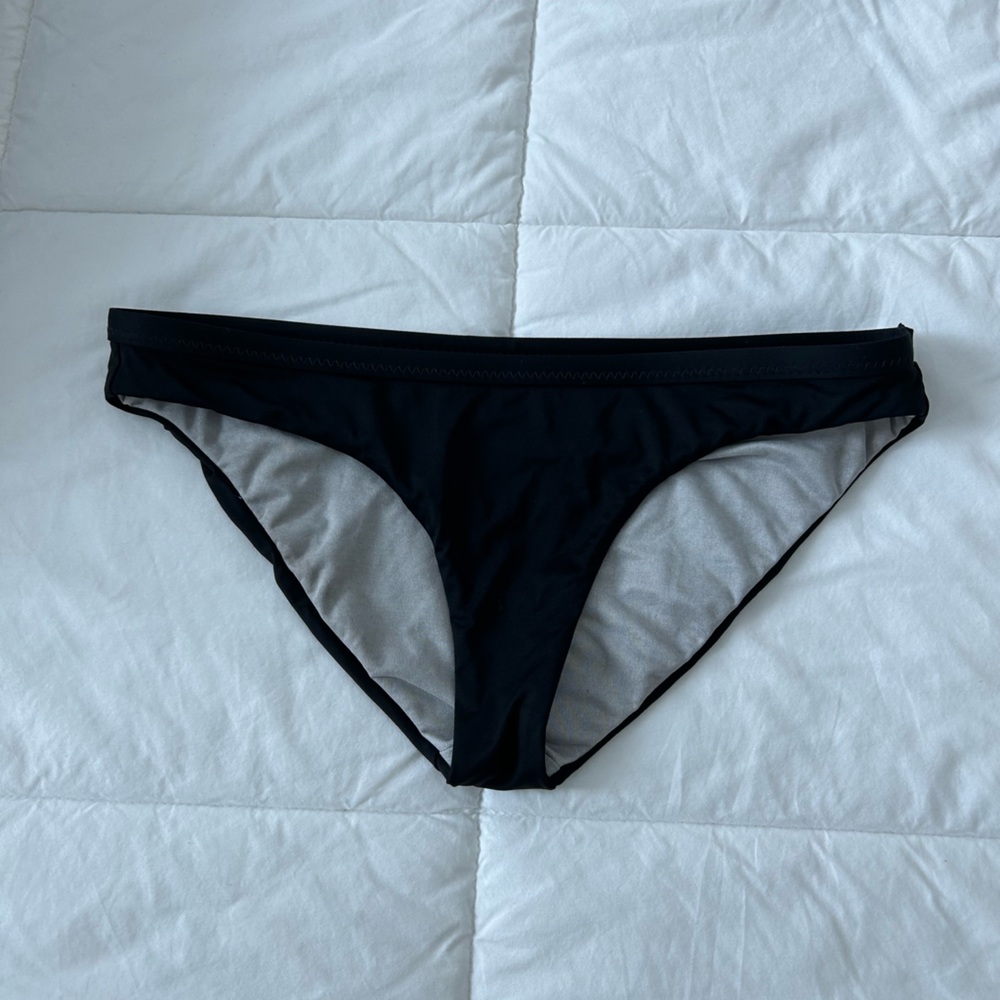 Women’s XS black Patagonia Nano Grip Swim Surf Solid Plain Bottom